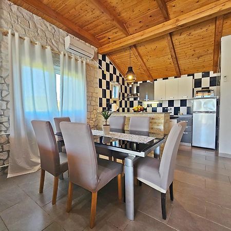Gornji Seget Flamingo - House With Private Poolヴィラ エクステリア 写真