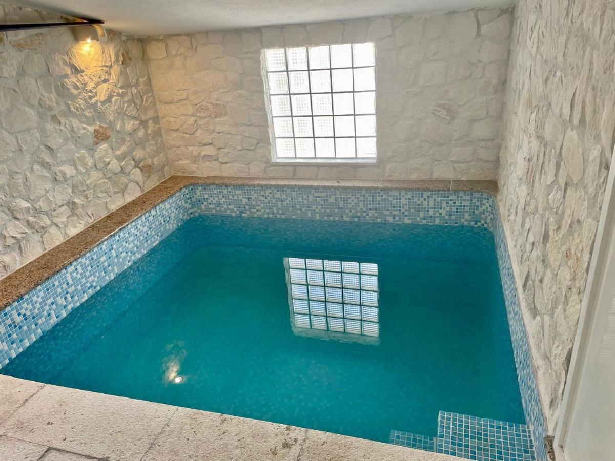 Gornji Seget Flamingo - House With Private Poolヴィラ エクステリア 写真