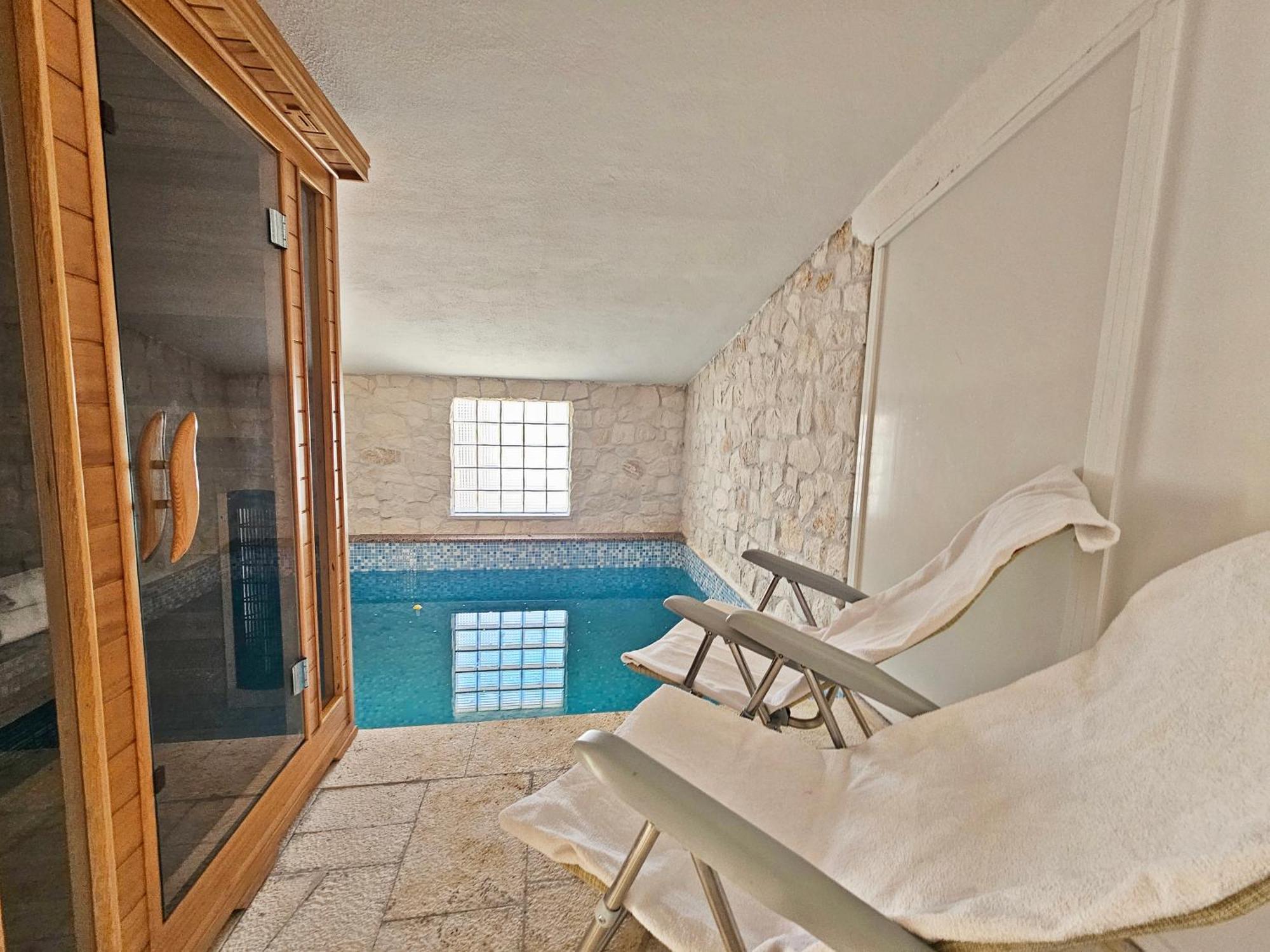 Gornji Seget Flamingo - House With Private Poolヴィラ エクステリア 写真
