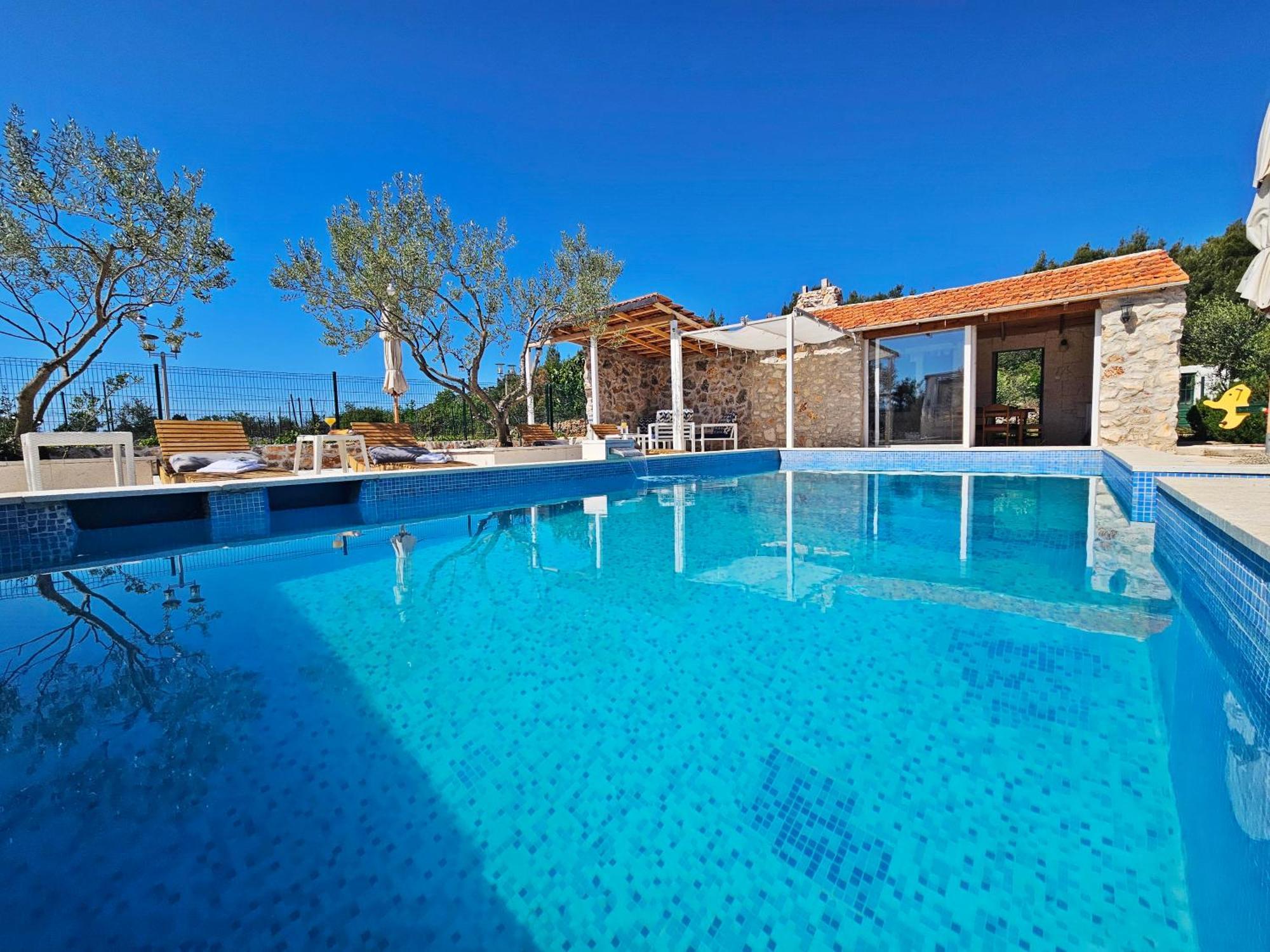 Gornji Seget Flamingo - House With Private Poolヴィラ エクステリア 写真
